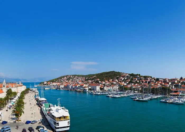 In Okrug Gornji With Terrace, Air Condition, Wifi, Washing Machine 公寓 *