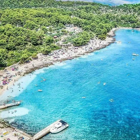 In Okrug Gornji With Terrace, Air Condition, Wifi, Washing Machine