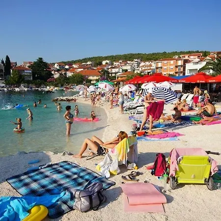 In Okrug Gornji With Terrace, Air Condition, Wifi, Washing Machine Apartment Trogir